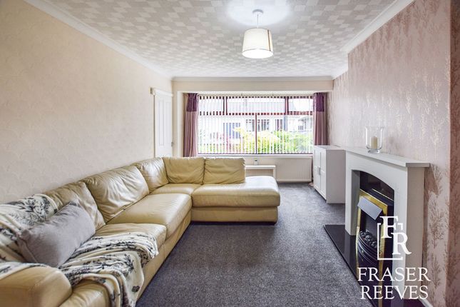 15, Thornbury Avenue, Lowton photo 4