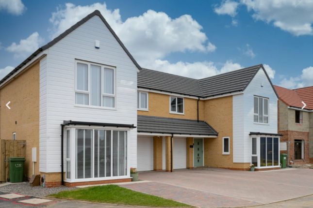 3-bed house on 38, Coastview Close, Hartlepool, £220,000