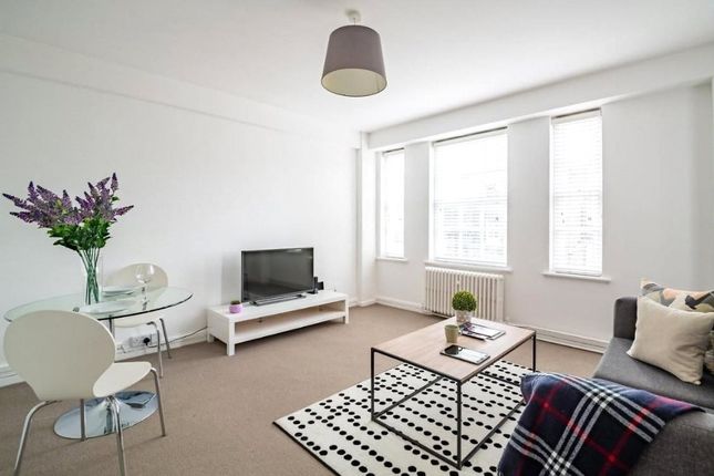 Thumbnail Flat to rent in Fulham Road, Chelsea, Kensington And Chelsea, London
