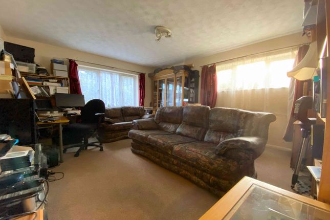 Bookham Court, Church Road, Leatherhead photo 2
