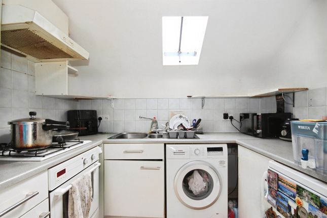 Flat 4, Albert Court, 170, Leam Terrace, Leamington Spa photo 4