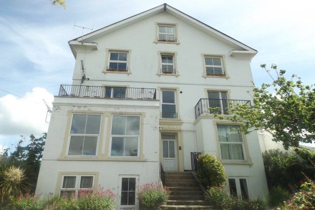 Thumbnail Flat to rent in Carlton Hill, Exmouth