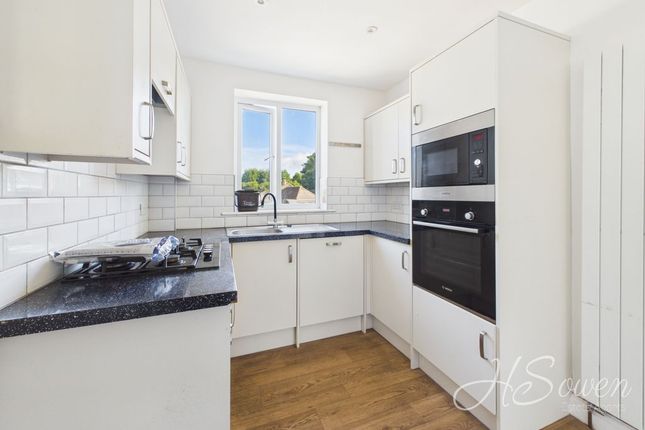 59, Shiphay Lane, Torquay photo 4