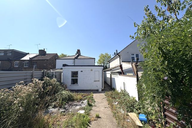 1 and 1a Industrious Cottages, 111e, The Common, Southall photo 2