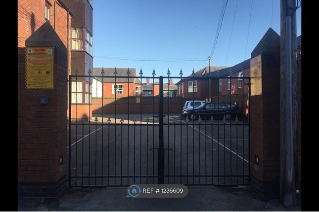 Flat, Rustlings Court Albert Street, Barrow-In-Furness photo 2