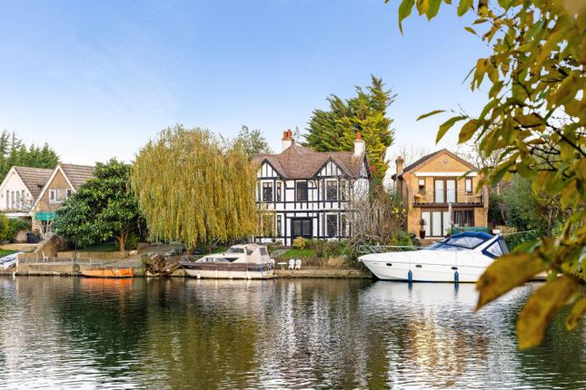 Thumbnail Detached house for sale in The Embankment, Wraysbury, Staines-Upon-Thames, Middlesex