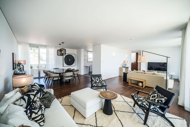 Town house for sale in Lisbon Green Valley, Belas Clube De Campo, Lisbon Province, Portugal