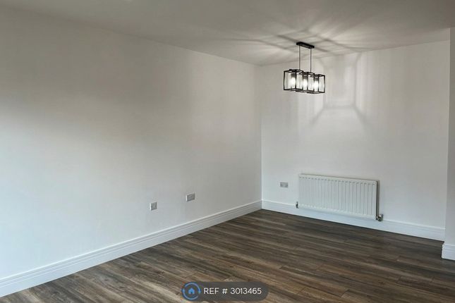 Flat, Crown Crescent, Larbert photo 4