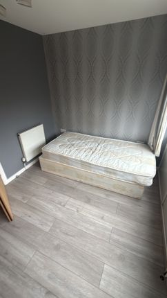 Hillingdon, Uxbridge, London photo 2
