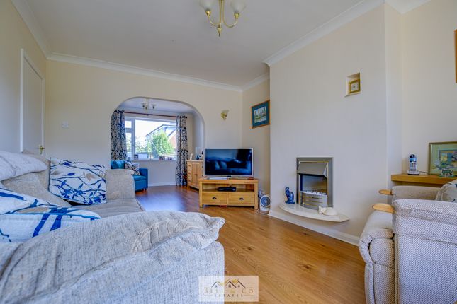 3, Casson Drive, Sheffield photo 4