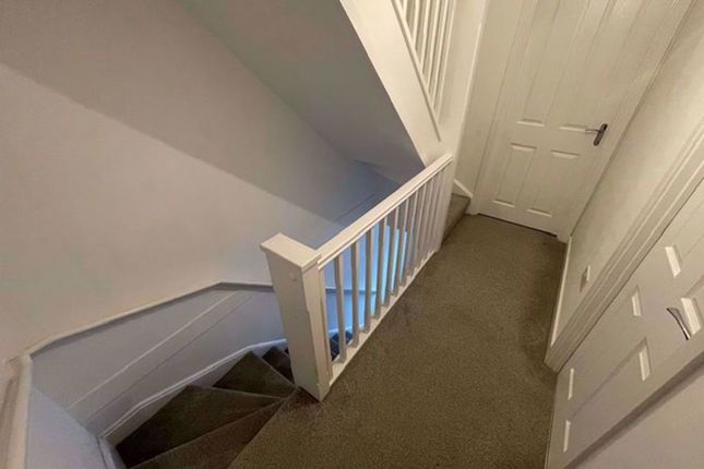 103, Homington Avenue, Swindon photo 5