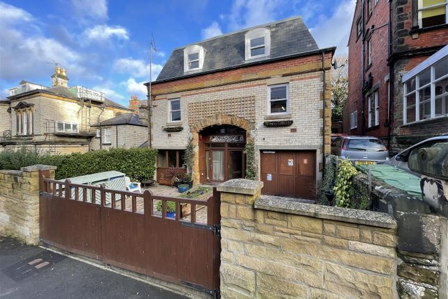 Thumbnail Detached house for sale in Royal Avenue, Scarborough