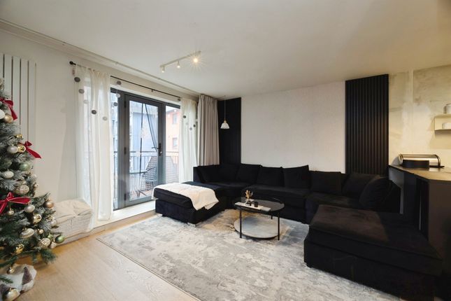 Flat 21, Rill Court, Spring Place, Barking photo 2