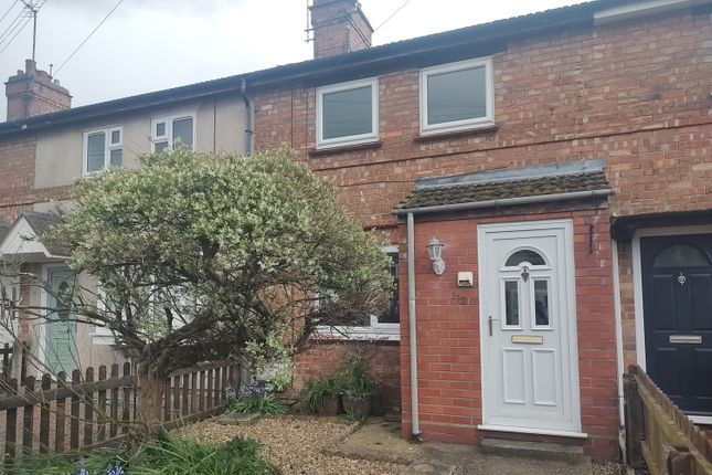 Terraced house to rent in Queens Road, Spalding, Lincolnshire