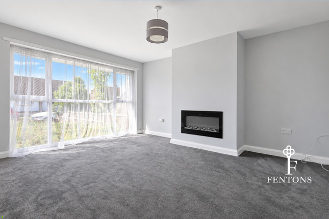 5, Sycamore Way, Kirby Cross photo 2
