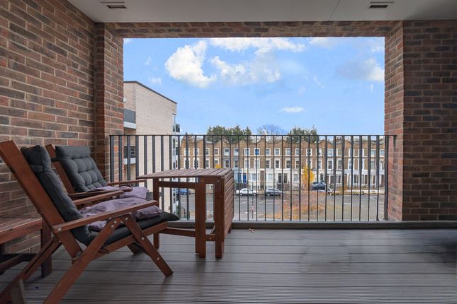 Flat 14, 15, Hansel Rd, London photo 2