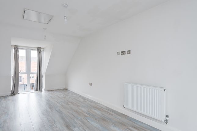Town house for sale in Scotts Square, Fruit Market, Hull