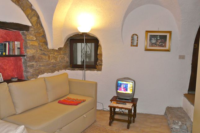 Apartment for sale in Via Angeli, Apricale, Imperia, Liguria, Italy