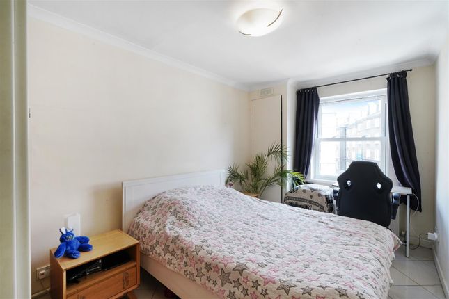 Property to rent in Essex Road, London