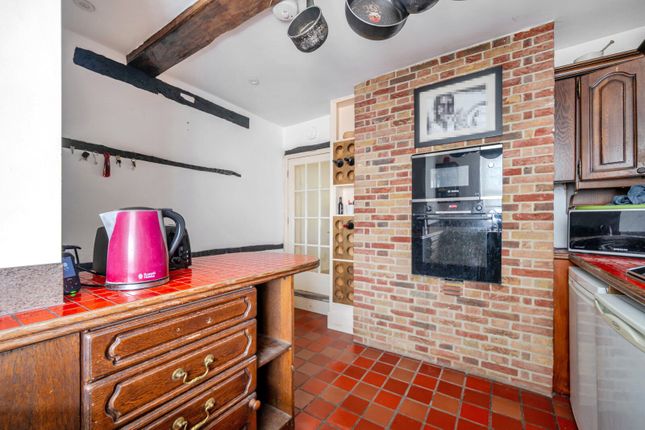 11A,, Park Row, Surrey photo 2