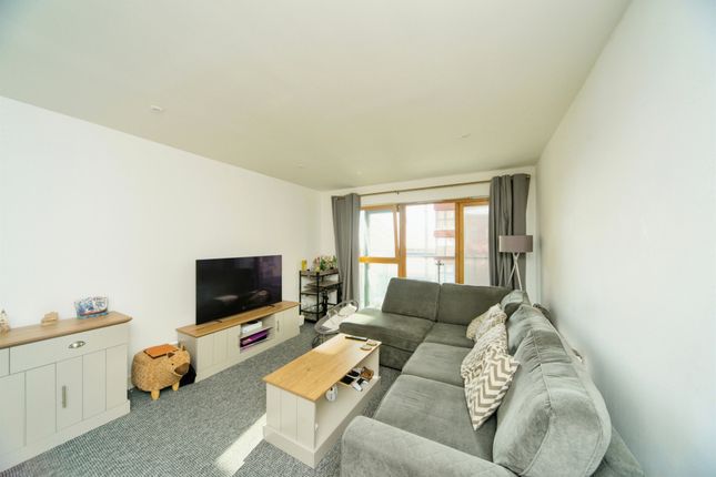 Flat for sale in Midway Quay, Eastbourne