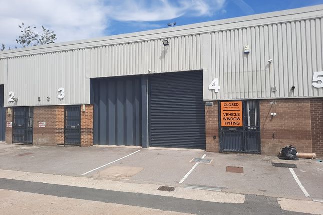 Thumbnail Industrial to let in River Ray Industrial Estate, Barnfield Road, Swindon