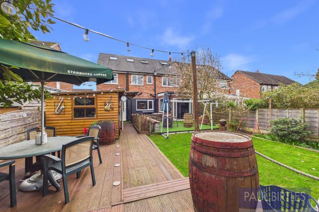 124, Woodhouse Road, Trafford photo 2