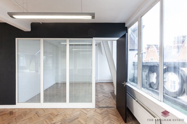 Office to let in Margaret Stree, London
