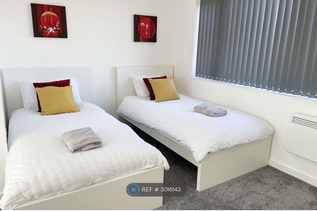 Flat, Laburnum Road, Oxford photo 3