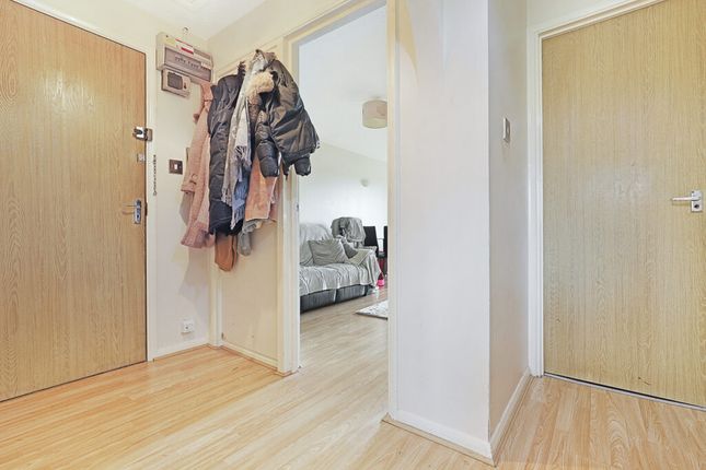 Flat for sale in Capstan Close, Chadwell Heath, Essex