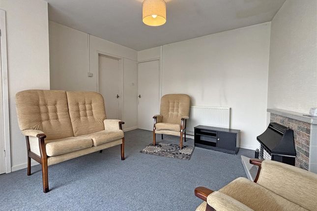 9, Lon Y Llyn, Abergele photo 3