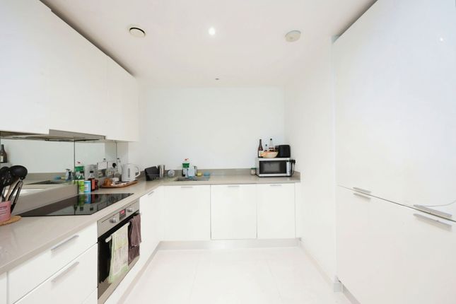 Cardinal Building,Flat 116, Station Approach, Hayes photo 3