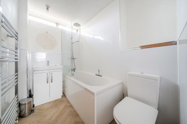 125, Clive Road, Belvedere photo 4