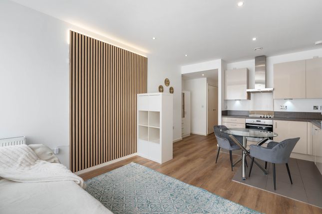 7, Jasmine House, Battersea Reach, Wandsworth photo 4