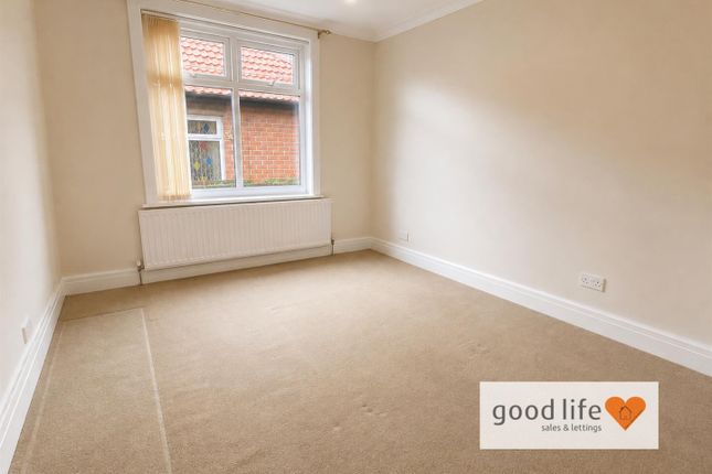 9, Winalot Avenue, Sunderland photo 5