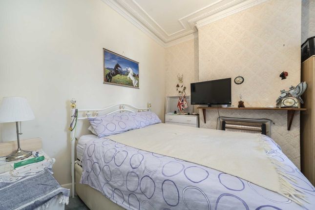 Property for sale in Dunstans Road, London