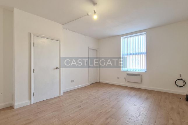 Apartment 1, 33 Blacker Road, Huddersfield photo 2