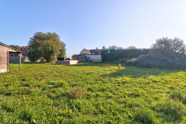 Land next to East Ridge, School Road, Terrington St John photo 4