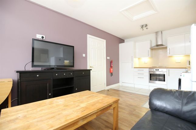 Thumbnail Flat to rent in The Gatehouse, City Centre