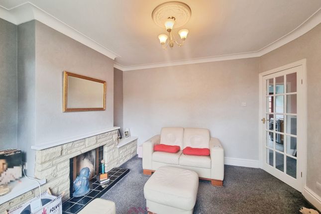 26, Harrowden Road, Doncaster photo 4