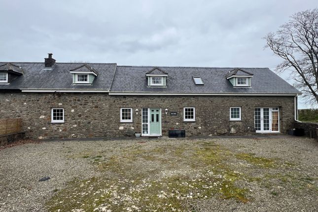 3-bed semi-detached on Ger Y Coed, Llandysul, £325,000