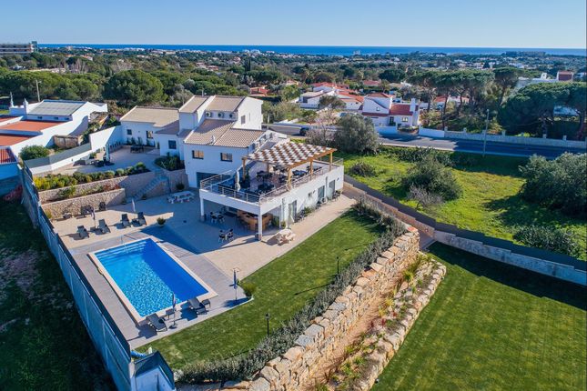 Villa for sale in Branqueira, Albufeira E Olhos De Água, Albufeira Algarve