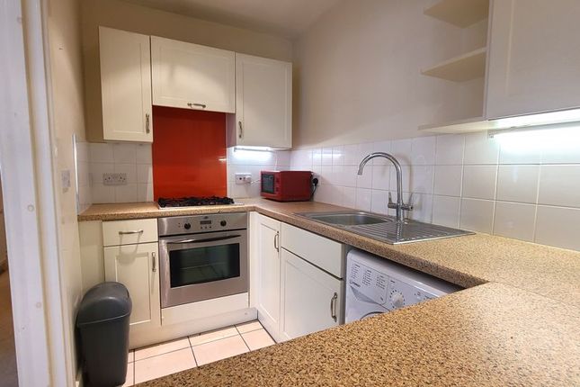 Flat for sale in Charlton Street, Steyning