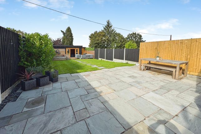 41, Grindley Lane, Meir Heath, Stoke-on-trent photo 4