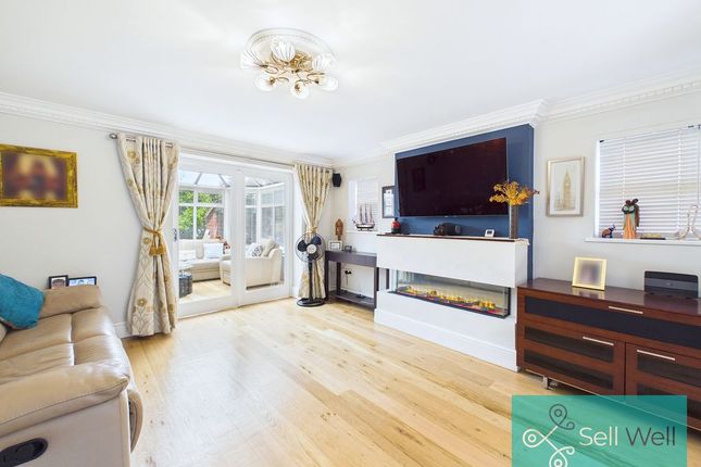 30, Falconwood Chase, Manchester photo 2