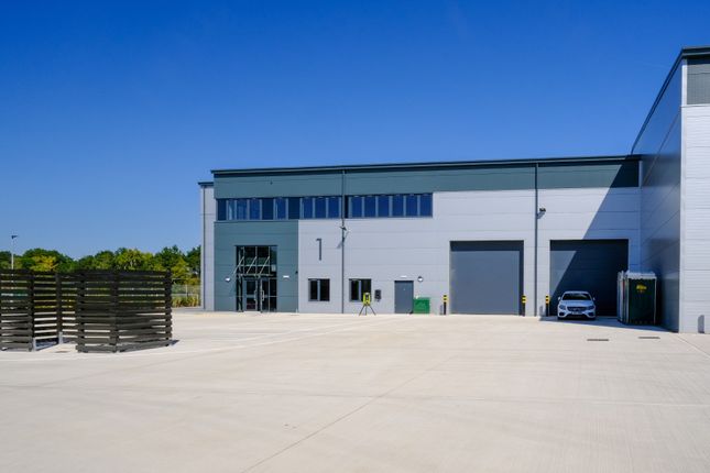 Thumbnail Industrial to let in Beacon Hill Road, Church Crookham, Fleet