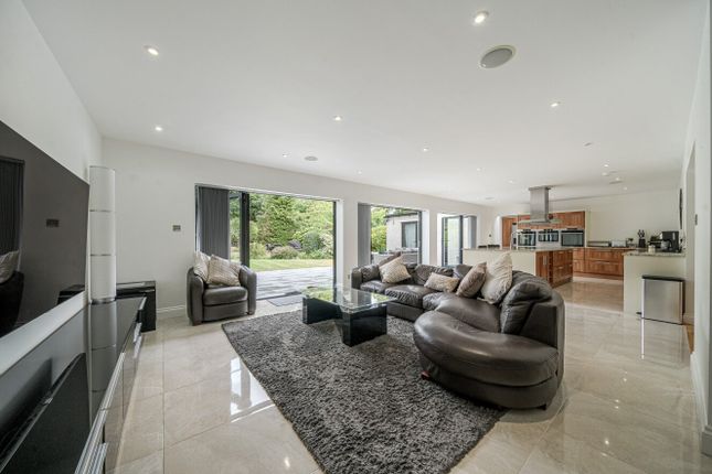 11, Clarendon Way, Chislehurst photo 4