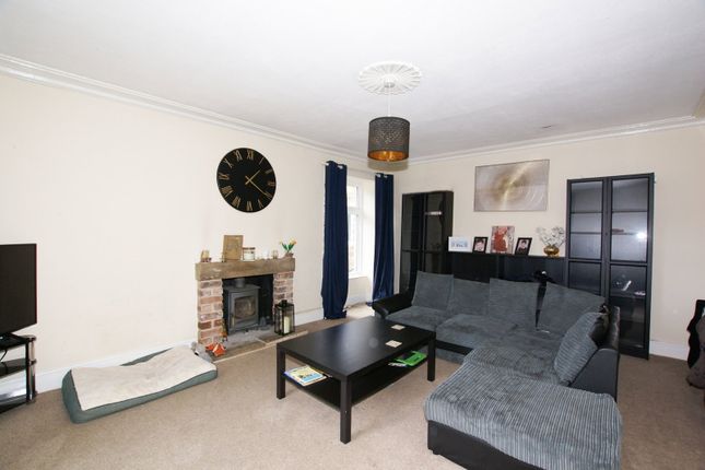 2 Brookside Cottages, Matlock photo 4
