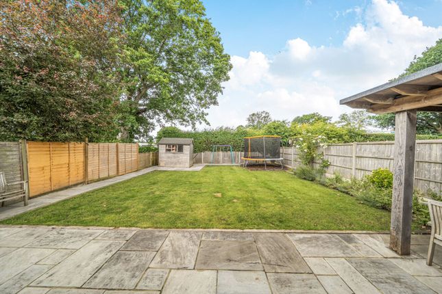 201 St. Leonards Road, Horsham photo 4