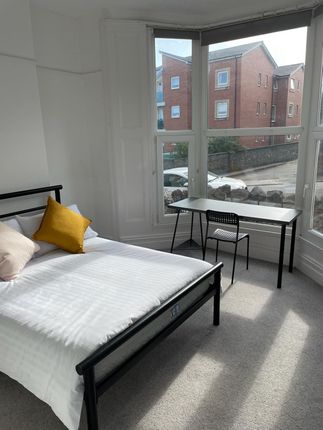 6, Hawthorne Avenue, Swansea photo 3